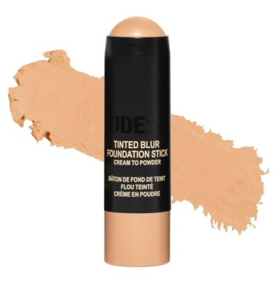 Nudestix Blur Foundation Stick
Matte foundation stick 03 Light Nude